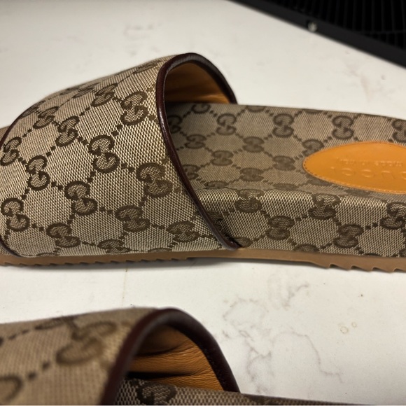 Gucci Slides US Size 10 Like New, Excellent Condition - Picture 10 of 12